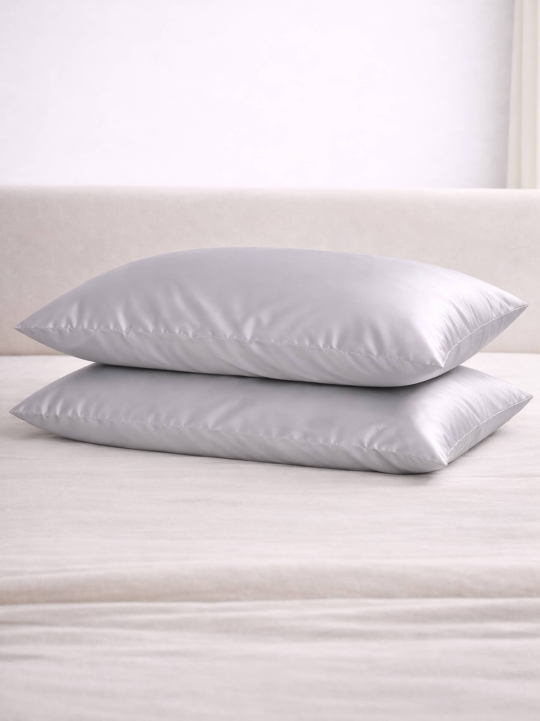 2 Grey Silk Pillowcases - Queen Size - Zippered