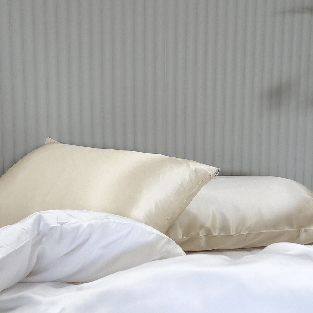 2 Nude Silk Pillowcases - King Size - Zippered