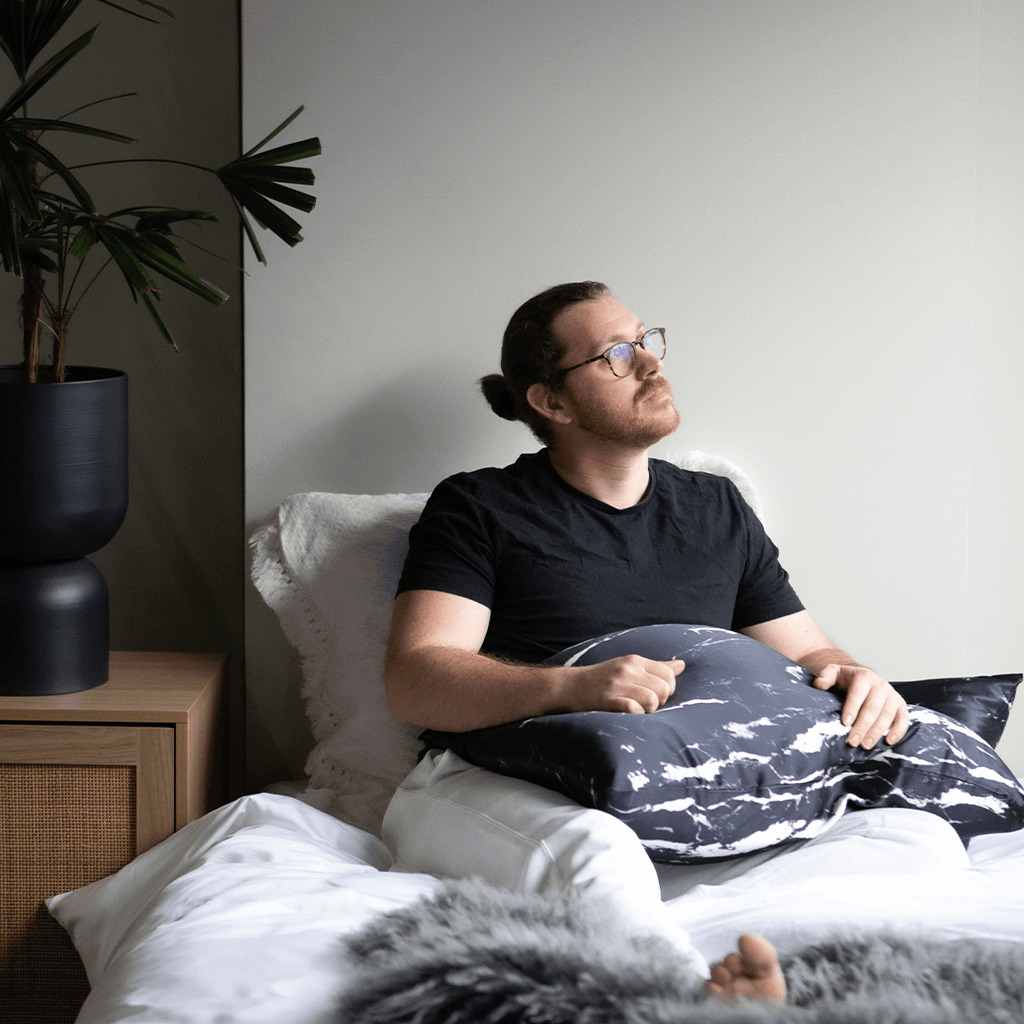 Black Marble Silk Pillowcase - King Size - Zippered