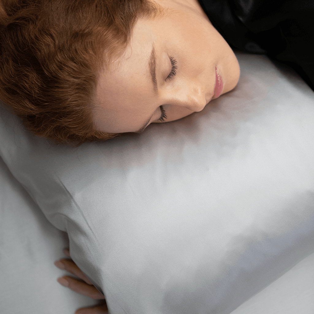Grey Silk Pillowcase - King Size - Zippered